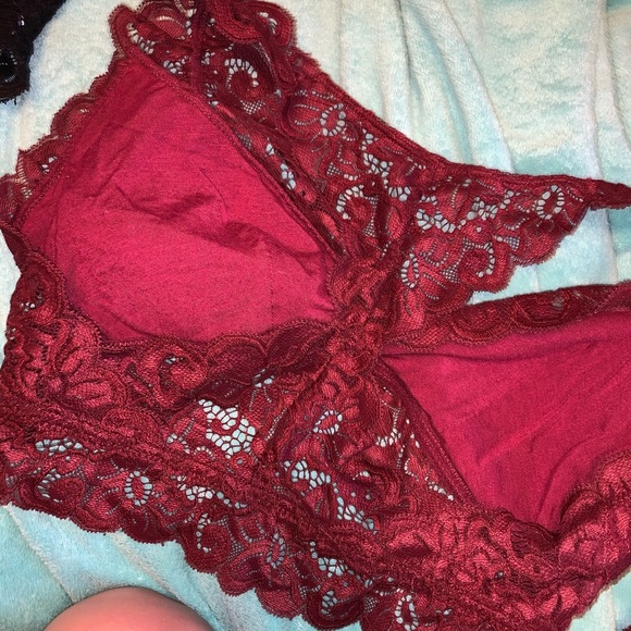 Set of two bralettes - Picture 5 of 8